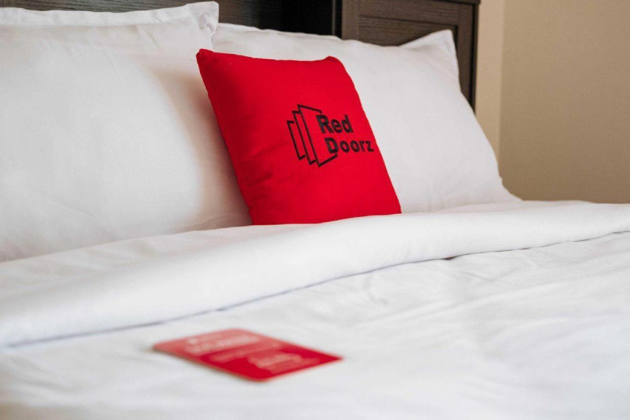 Hotel Reddoorz @ Paus Raya Palangkaraya Exteriér fotografie